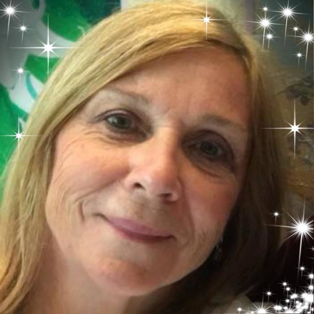 Meet your Posher, Naomi